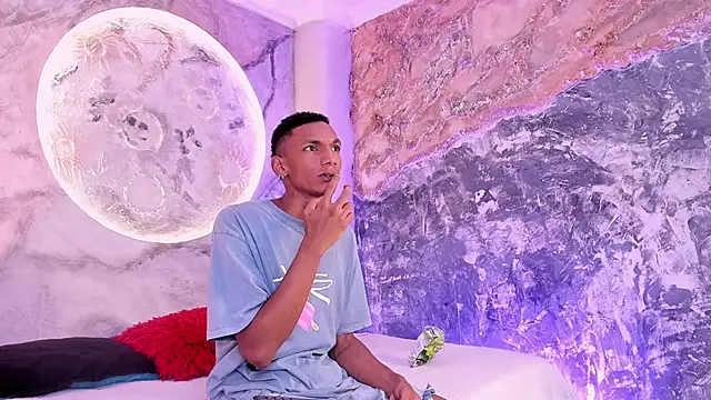 JulienSaint online show from 10/04/25, 05:25