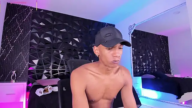 JulienSaint online show from 10/25/25, 12:28