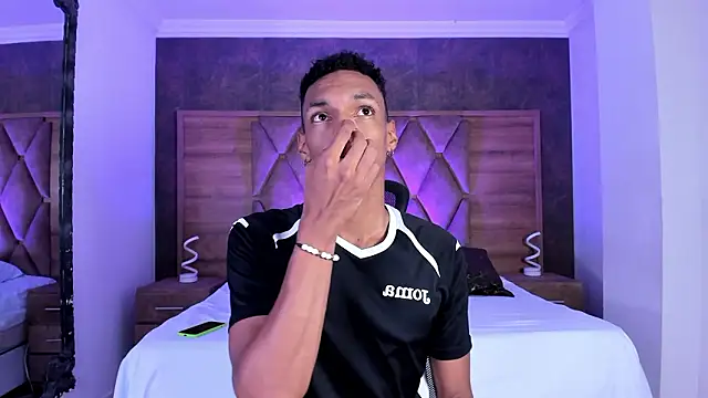 JulienSaint online show from 02/05/26, 12:01