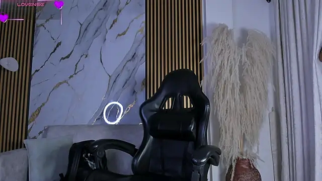 JulienSaint online show from 04/05/26, 12:12