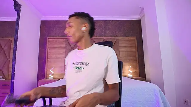 JulienSaint online show from 10/01/25, 12:09