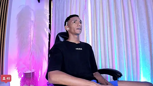 JulienSaint online show from 11/12/25, 12:20