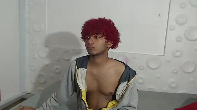 felipecams123 online show from 11/22/25, 01:04