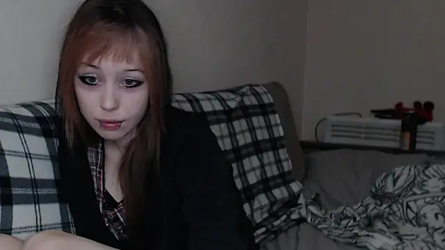  LUCY LAVE online show from 10/01/25, 05:28