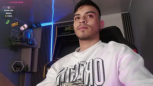 Bastian MCcormick online show from 11/29/25, 01:00