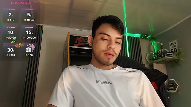 Bastian MCcormick online show from 10/06/25, 01:34