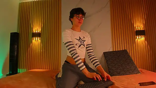 IM DAREN online show from 11/30/25, 03:18