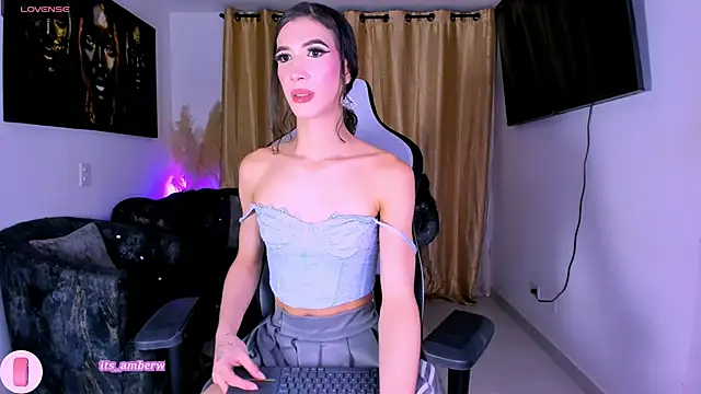 fhalon foxxxys  online show from 10/05/25, 09:55