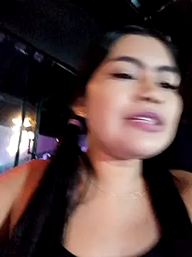Snapshot of LunaaRosse chatting on 09/28/25, 04:19 LunaaRosse online show from 09/28/25, 04:19