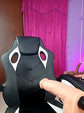 LunaaRosse online show from 12/01/25, 02:45