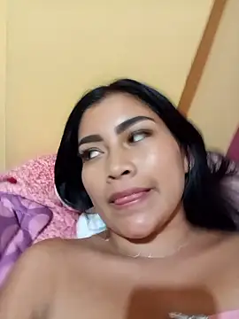 LunaaRosse online show from 01/15/26, 03:48