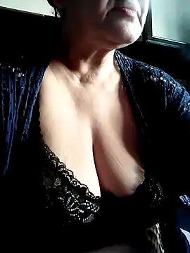 Troiavaca online show from 04/18/26, 02:08