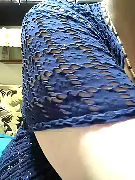 Snapshot of Troiavaca chatting on 10/28/25, 03:55 Troiavaca online show from 10/28/25, 03:55