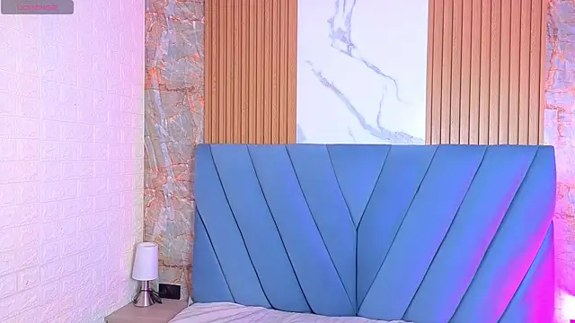 nathalia koch  online show from 02/21/26, 08:33