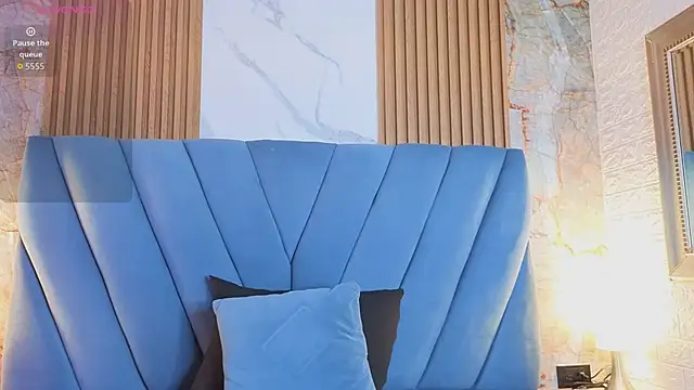 nathalia koch  online show from 04/15/26, 07:51