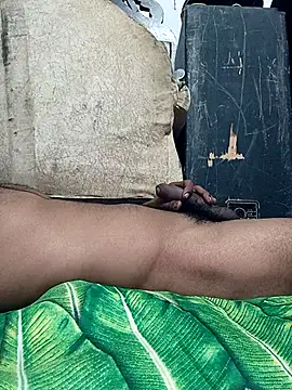 Snapshot of Chloe_1122 chatting on 02/14/26, 08:53 Chloe 1122 online show from 02/14/26, 08:53