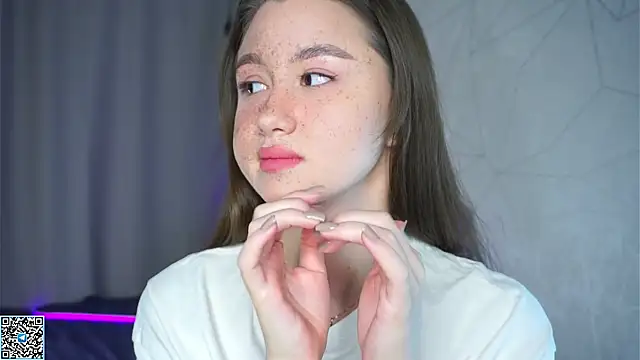 Snapshot of vvillywonka chatting on 10/28/25, 01:50 vvillywonka online show from 10/28/25, 01:50