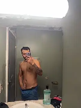 Yinigi online show from 12/20/25, 12:13