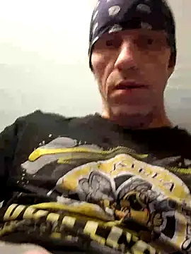 Snapshot of djcarey369159 chatting on 09/26/25, 12:39 djcarey369159 online show from 09/26/25, 12:39