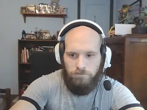 PDrents online show from 12/21/25, 05:47