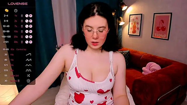 BellaCaress online show from 06/21/26, 02:28