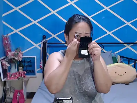 jengrey online show from 09/13/25, 10:10