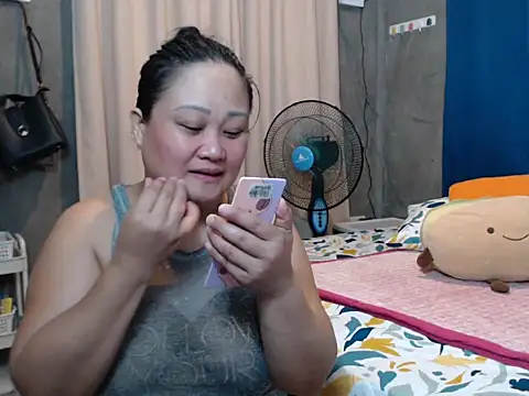 jengrey online show from 10/23/25, 01:15