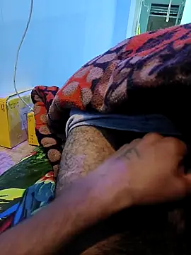 pppppp7811 online show from 11/30/25, 05:36