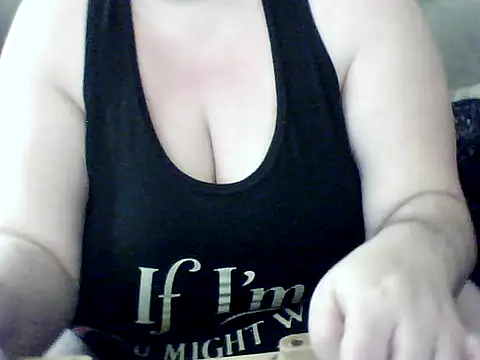 Snapshot of Valendra_ chatting on 02/22/26, 07:11 Valendra online show from 02/22/26, 07:11