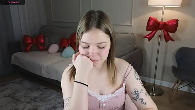 patriciapink online show from 02/19/26, 08:11