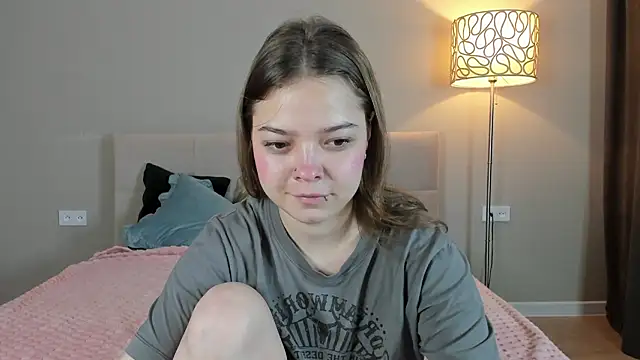 patriciapink online show from 12/16/25, 09:02