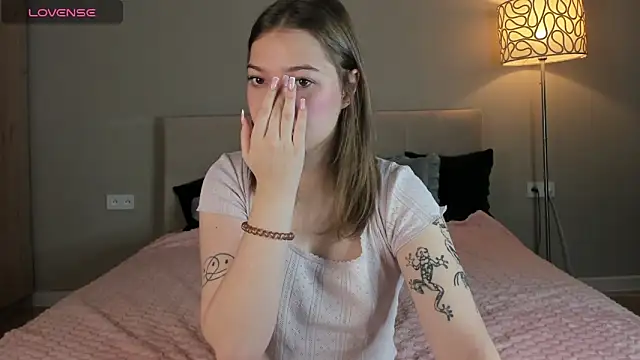 patriciapink online show from 11/30/25, 09:54