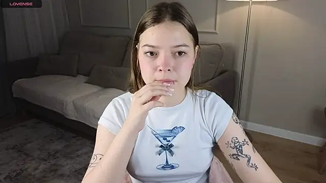 patriciapink online show from 12/19/25, 08:27