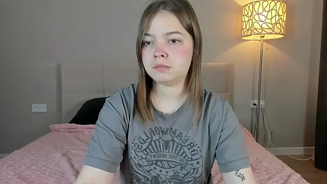 patriciapink online show from 05/12/26, 08:21