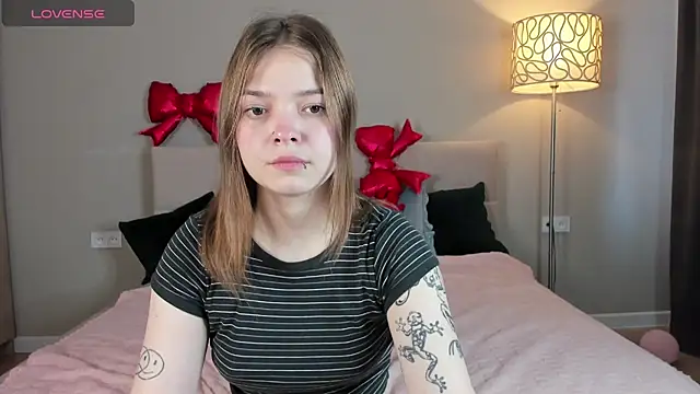 patriciapink online show from 03/25/26, 07:41