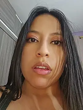 Sashaputa86 online show from 07/04/26, 06:20