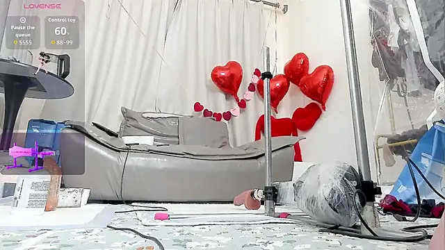 fox-yiyi online show from 02/14/26, 08:03