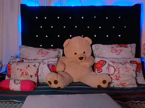 ReePassion online show from 10/31/25, 02:02