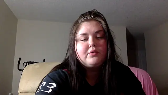 Snapshot of JJbaby1 chatting on 04/29/26, 01:54 JJbaby1 online show from 04/29/26, 01:54