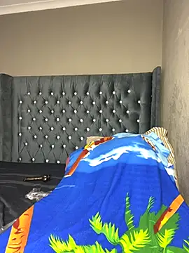 Kikie23 online show from 11/12/25, 03:05