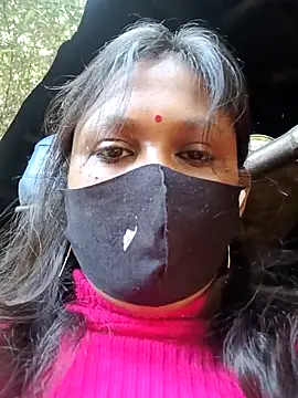 Hotty-rosni online show from 11/28/25, 02:34