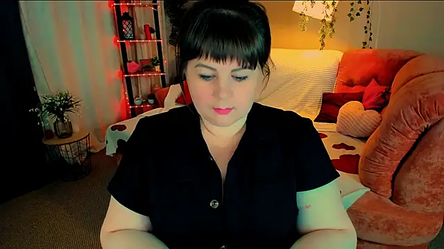 CrystaalStaar online show from 06/06/26, 10:04