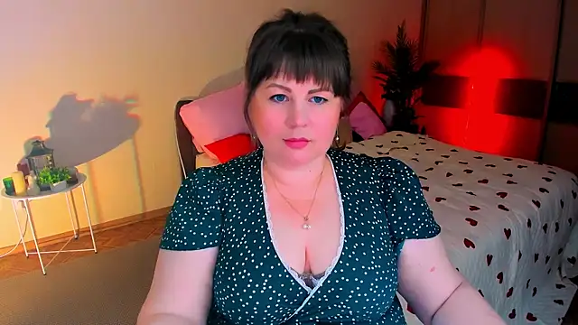 CrystaalStaar online show from 06/29/26, 09:36