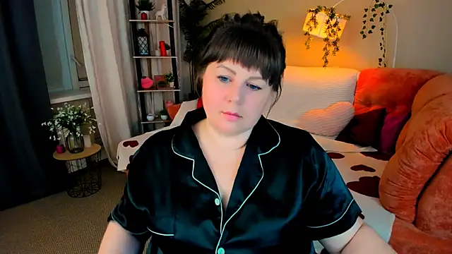 CrystaalStaar online show from 06/05/26, 07:41