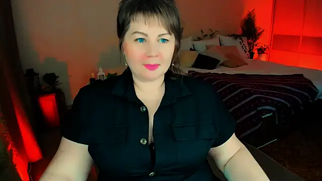 Snapshot of CrystaalStaar chatting on 02/09/26, 08:18 CrystaalStaar online show from 02/09/26, 08:18