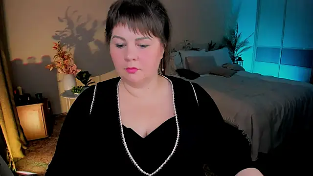 CrystaalStaar online show from 12/01/25, 08:32