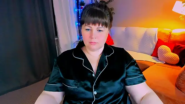 CrystaalStaar online show from 05/10/26, 06:21
