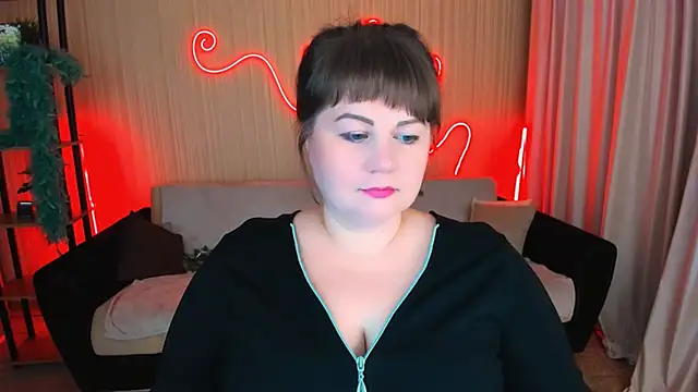 CrystaalStaar online show from 10/21/25, 08:30