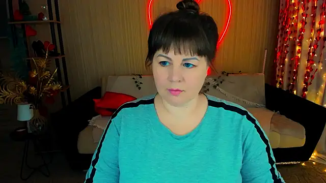 CrystaalStaar online show from 03/19/26, 06:30