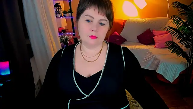 CrystaalStaar online show from 11/26/25, 09:26